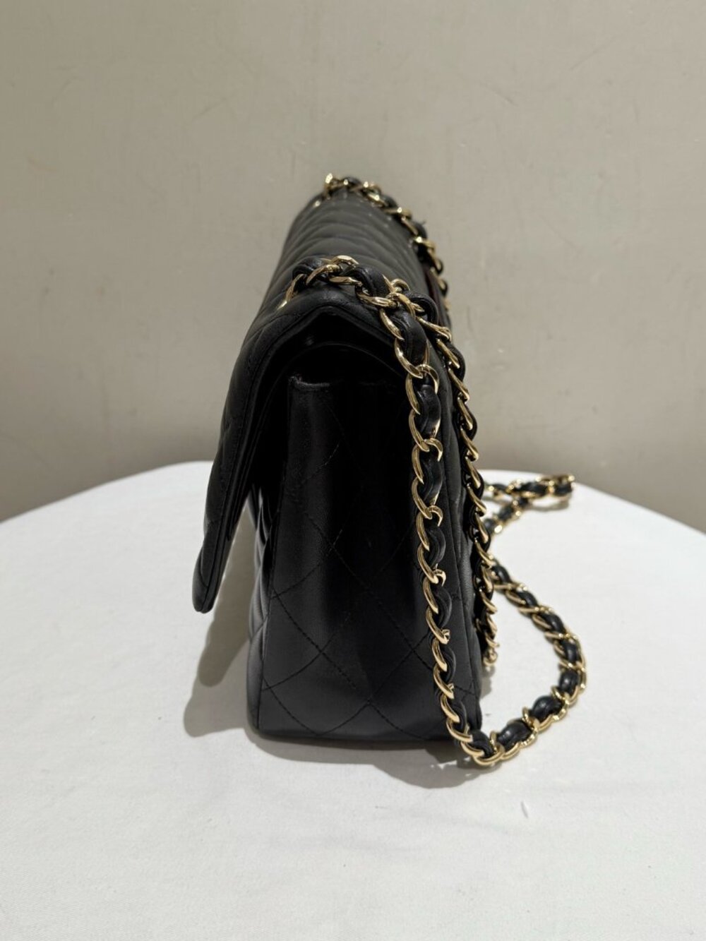 Chanel Classic Flap Jumbo Black Quilted Lambskin Shoulder Bag - Picture 5 of 9
